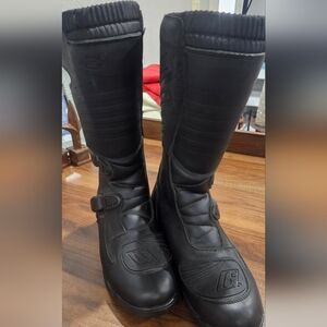 Gaerne Explorer Waterproof Motorcycle Boots – Black – Davos Soles Size 6